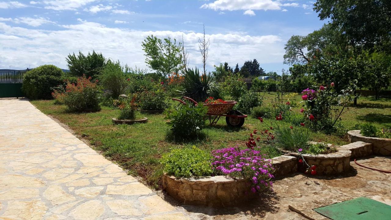 Village House Fafarinka - Close To Krka National Park Konjevrate المظهر الخارجي الصورة