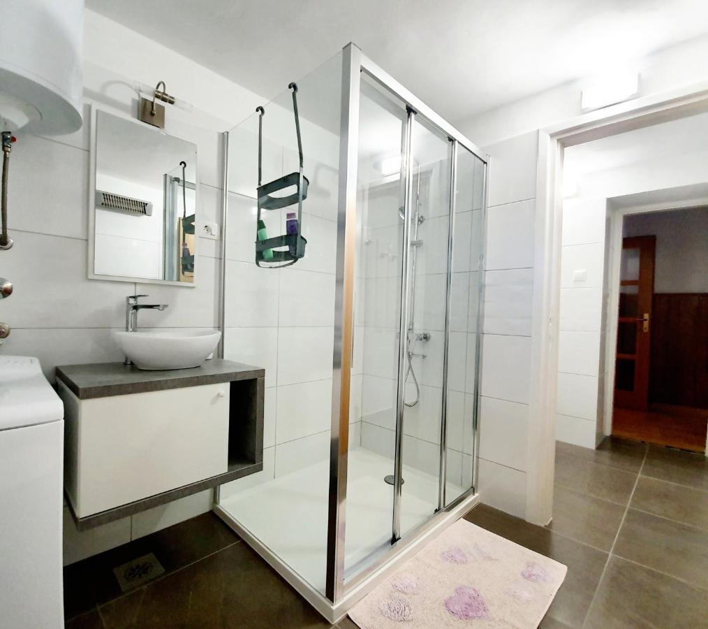 Village House Fafarinka - Close To Krka National Park Konjevrate المظهر الخارجي الصورة