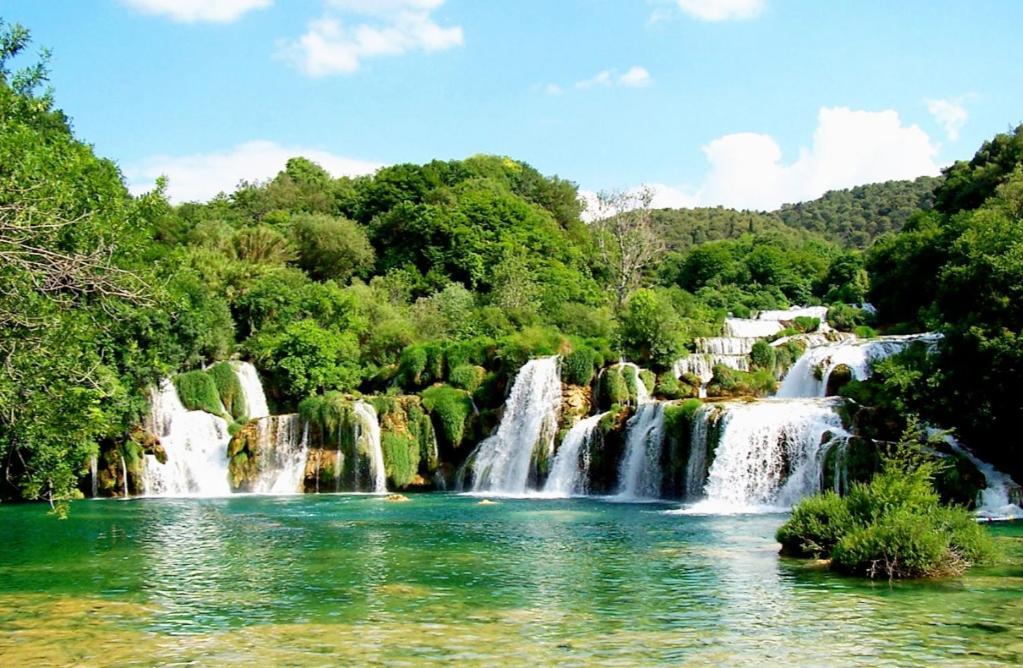 Village House Fafarinka - Close To Krka National Park Konjevrate المظهر الخارجي الصورة